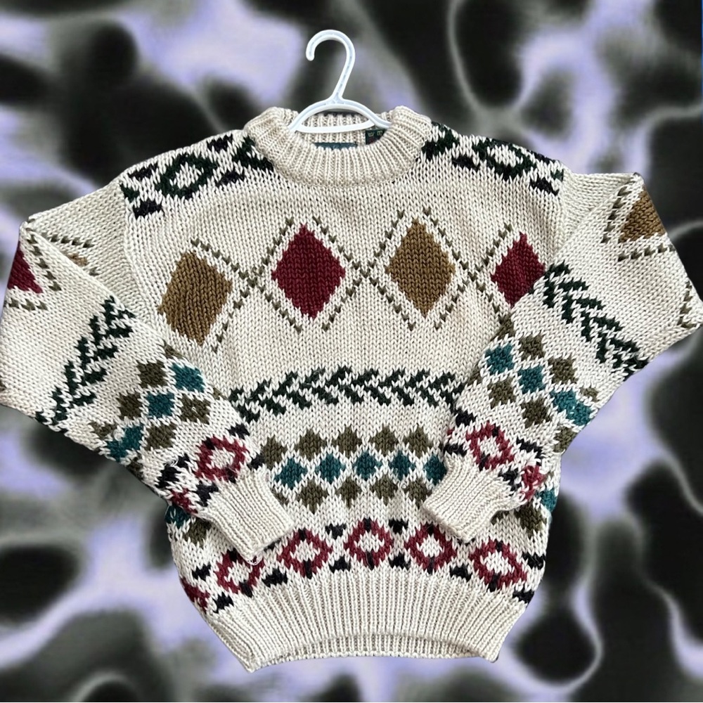Knitted sweater real wool